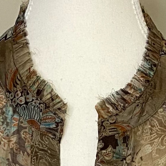 Brown Sheer Flower Design V-neck Button Up lightweight Blouse. Sz 2X - Picture 2 of 16